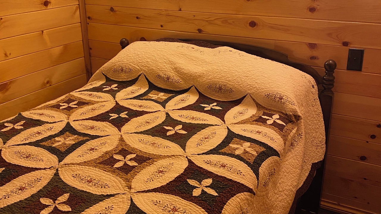 Photo of Bedroom in Durhamville