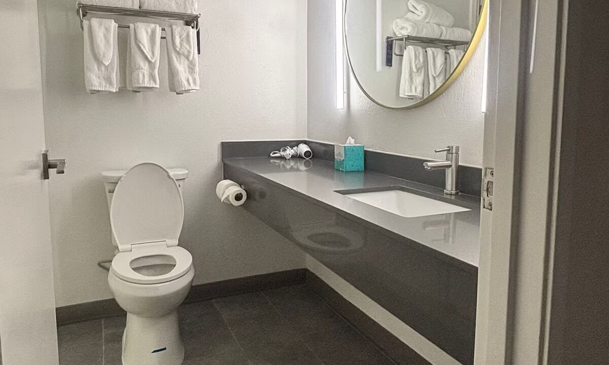 Photo of Bathroom in South Side
