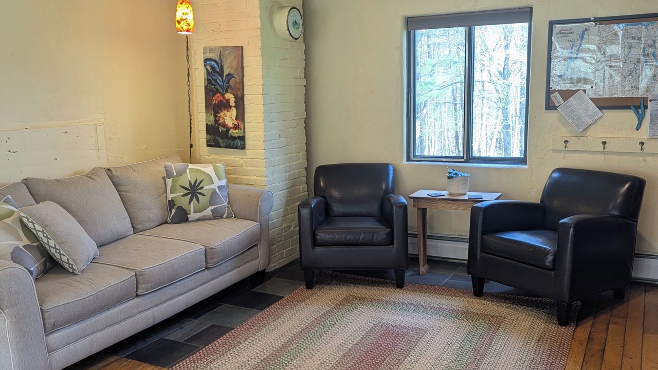 Photo of Livingroom in Hammondsport