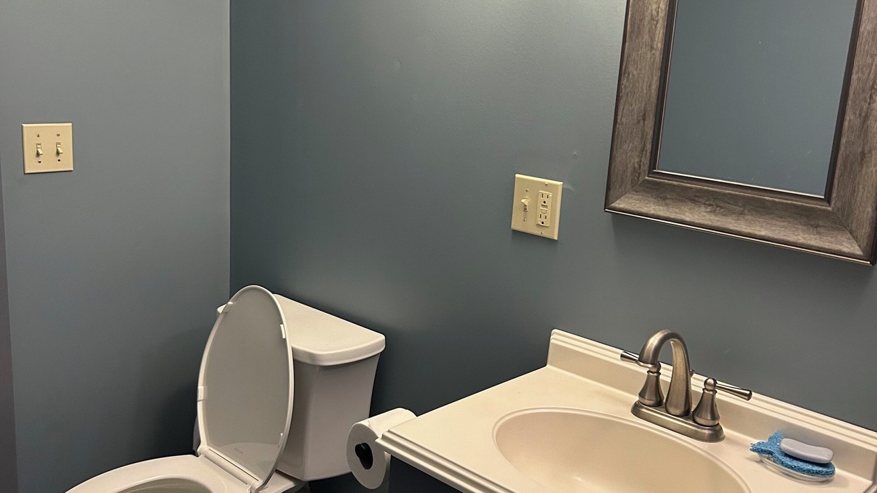 Photo of Bathroom in Brooksville