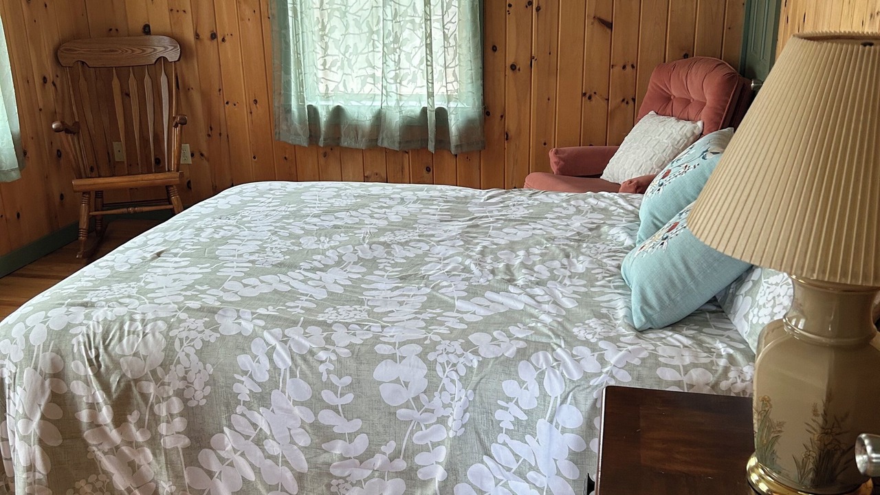 Photo of Bedroom in Brooksville