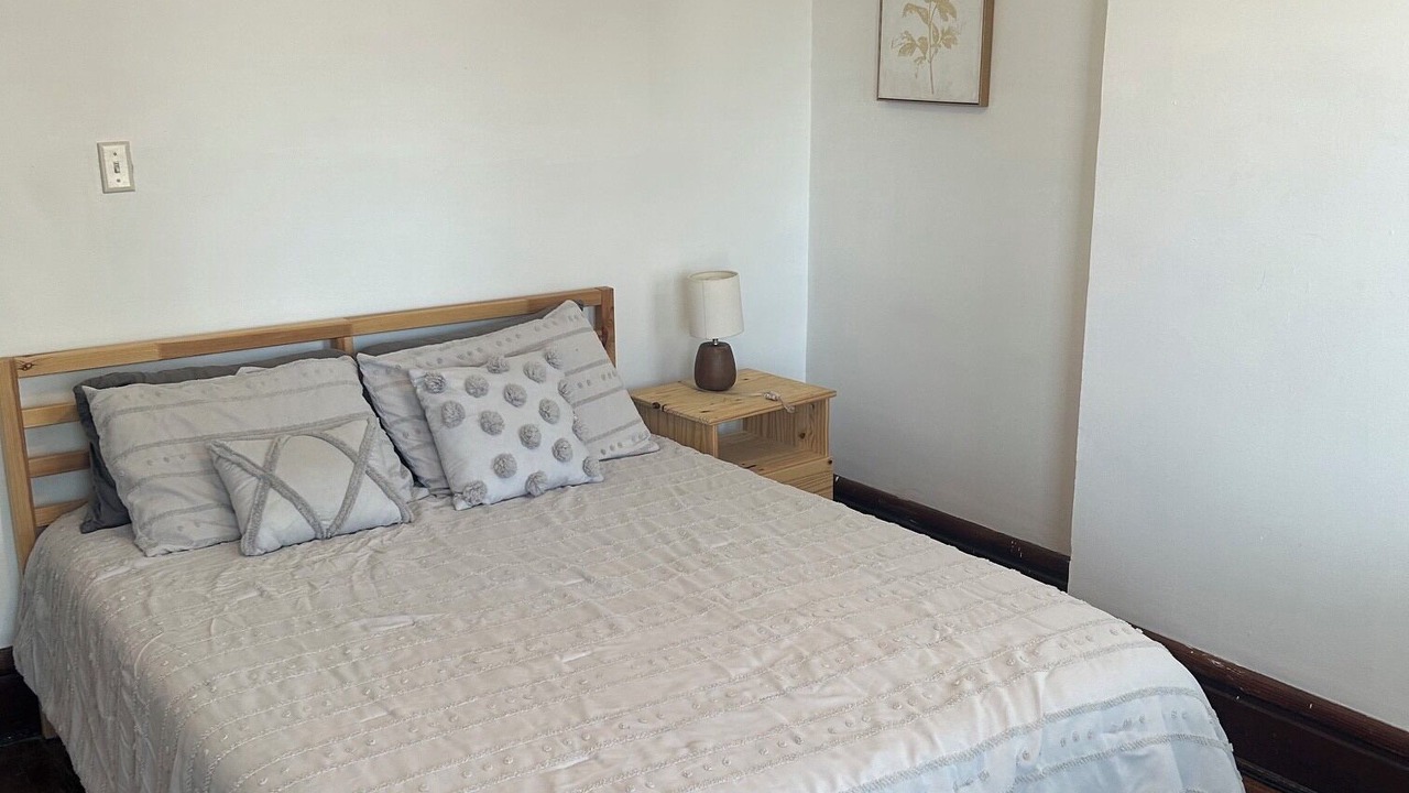 Photo of Bedroom in Old North Columbus