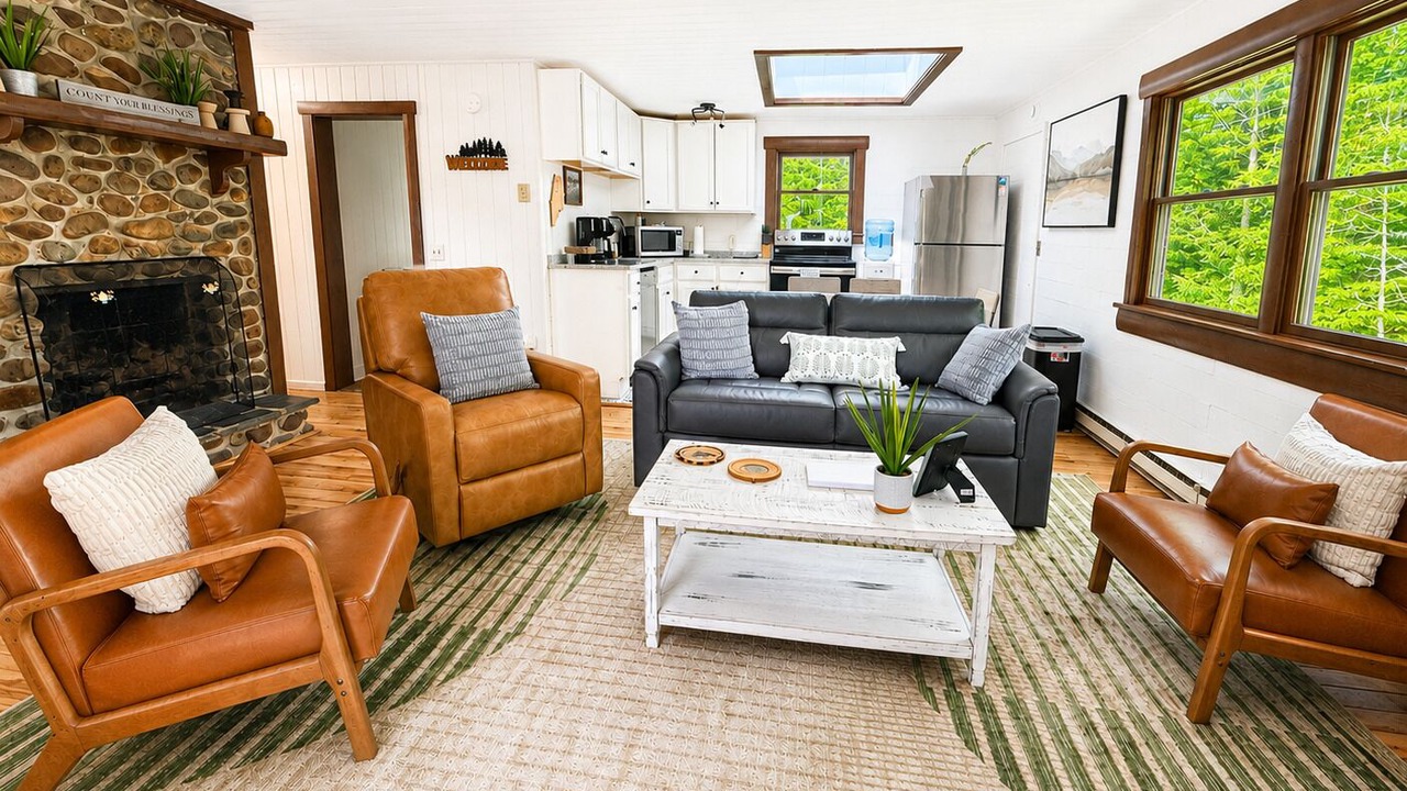 Photo of Livingroom in Lucerne-in-Maine