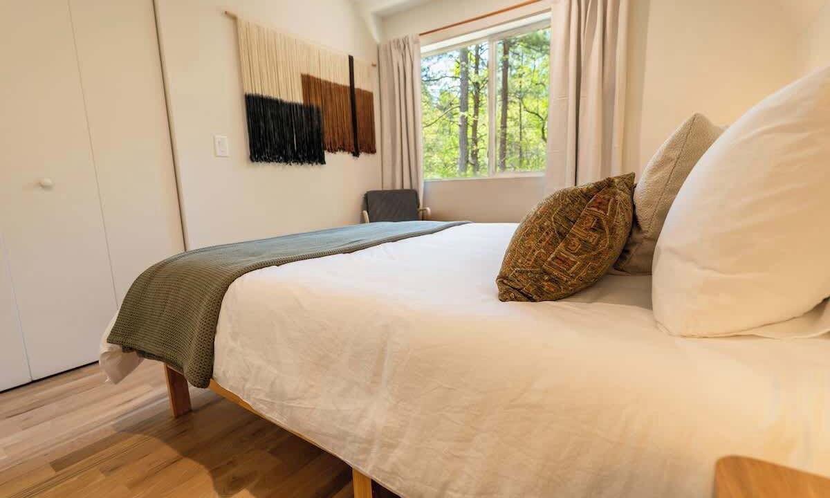 Photo of Bedroom in Young Harris