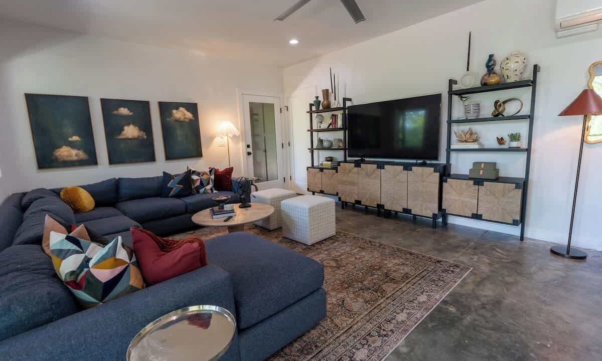 Photo of Livingroom in Young Harris