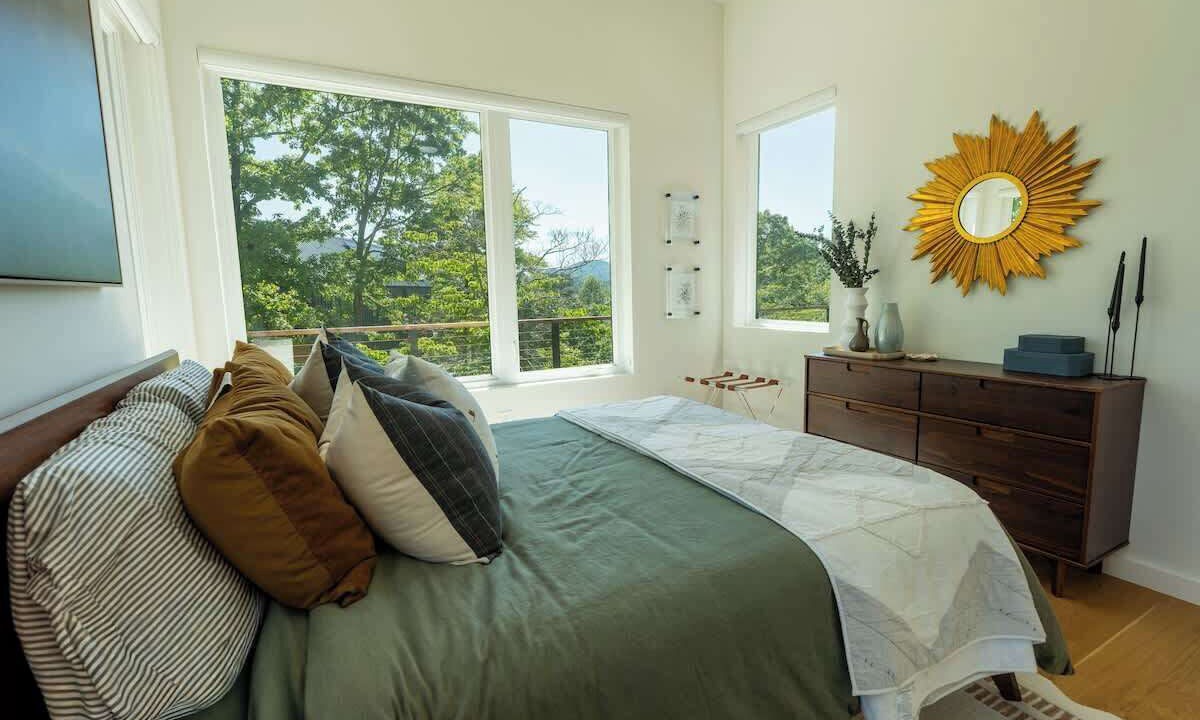 Photo of Bedroom in Young Harris