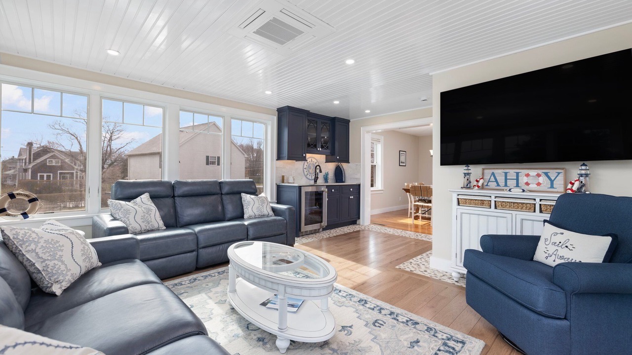 Photo of Livingroom in Narragansett Pier