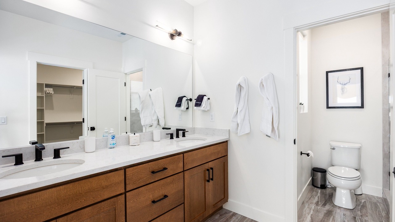 Photo of Bathroom in Deer Mountain