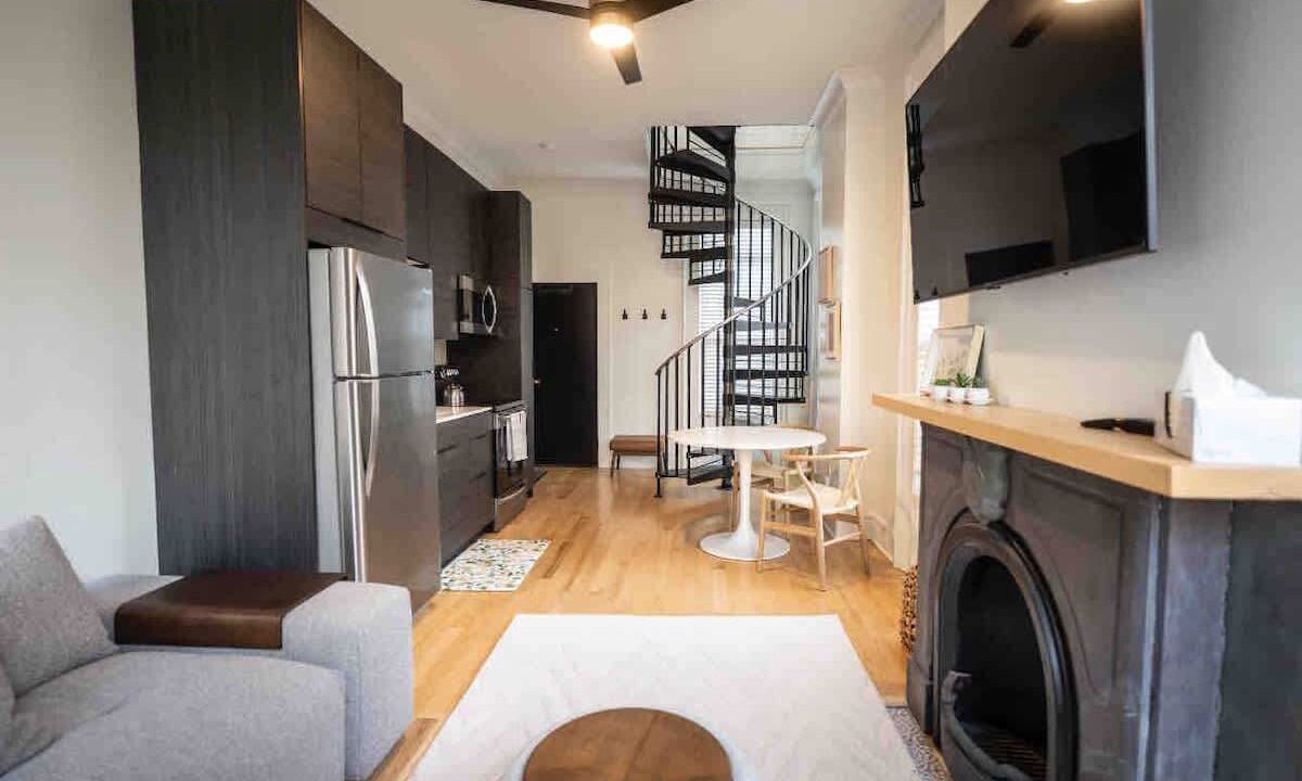 Photo of Livingroom in Corn Hill