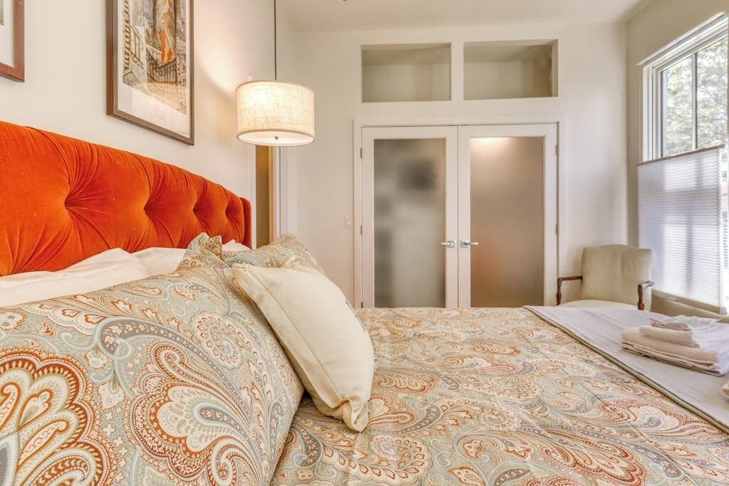 Photo of Bedroom in East Bayside