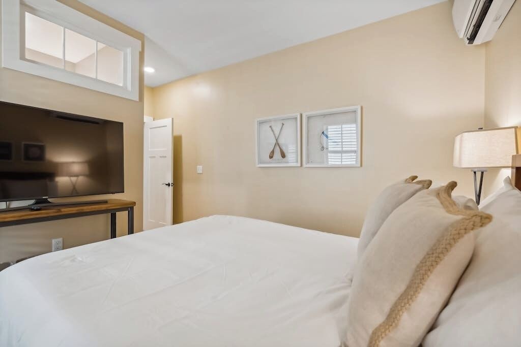 Photo of Bedroom in West End