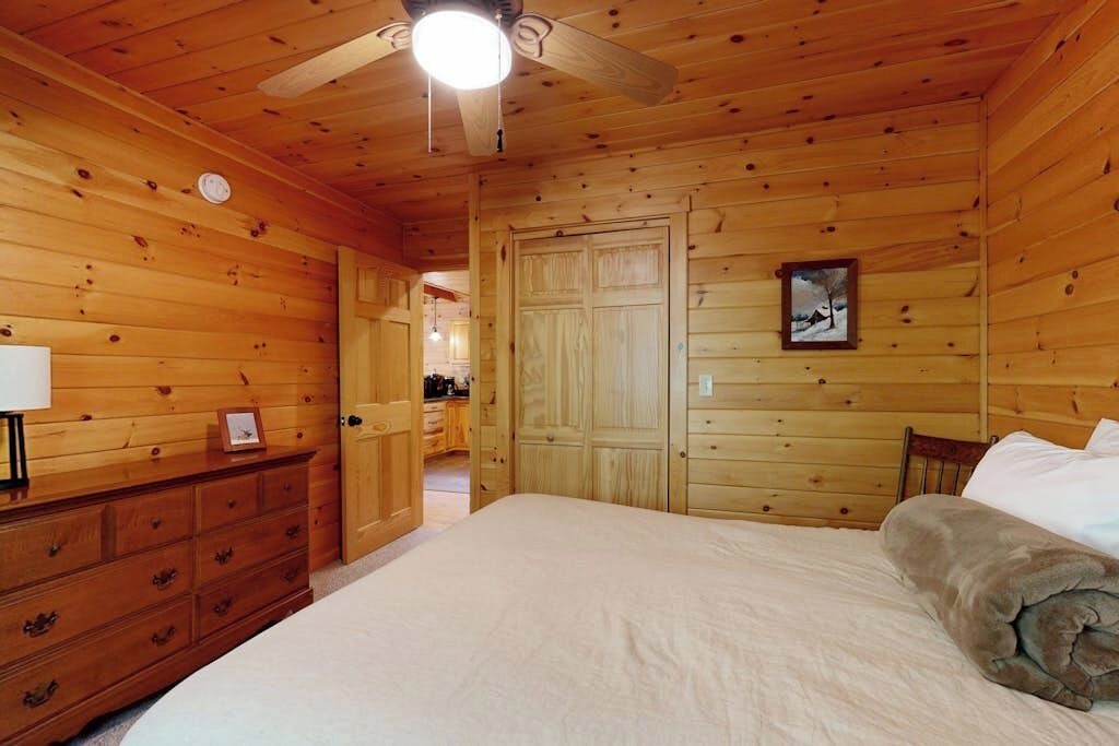 Photo of Bedroom in Greenwood