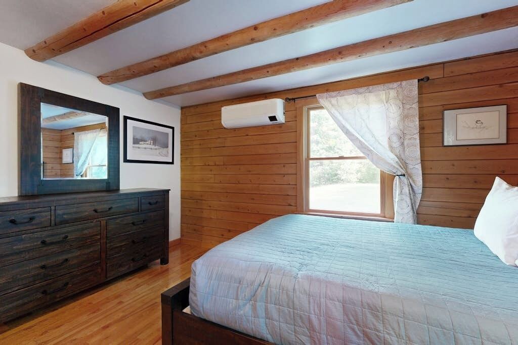 Photo of Bedroom in Scarborough