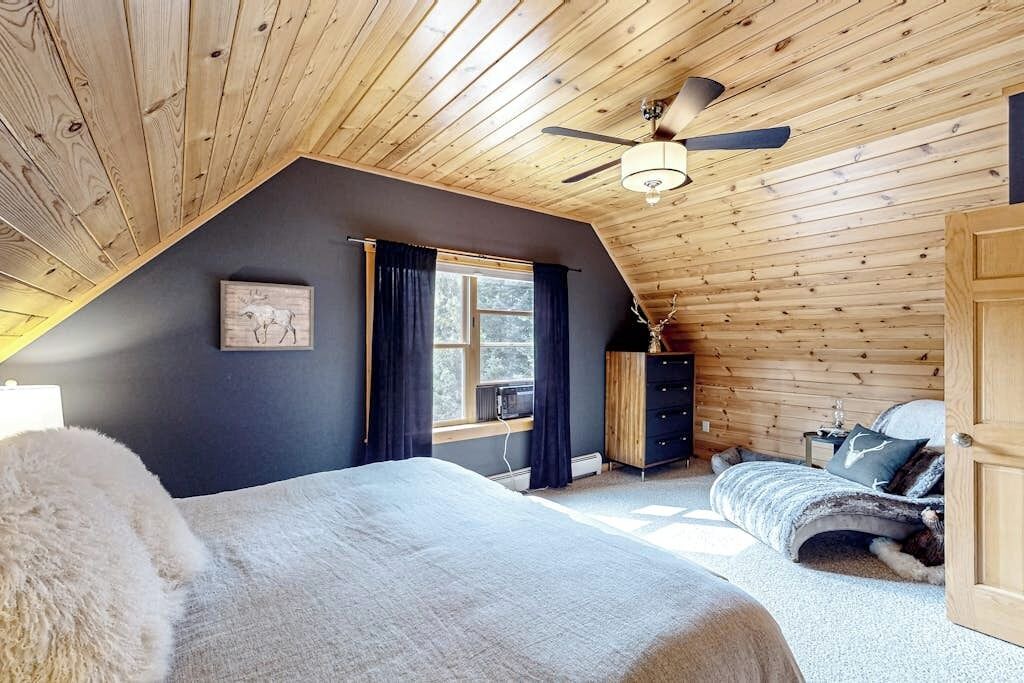 Photo of Bedroom in Rumford Center