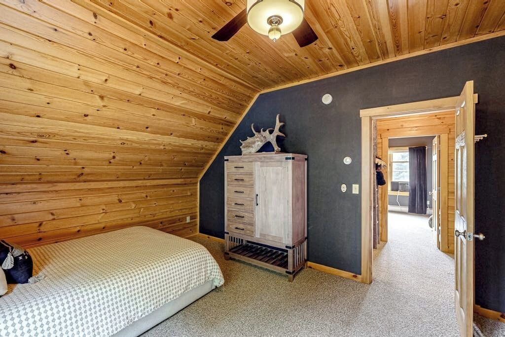 Photo of Bedroom in Rumford Center