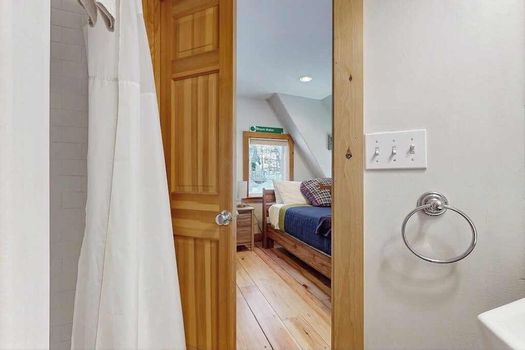Photo of Bedroom in Greenwood