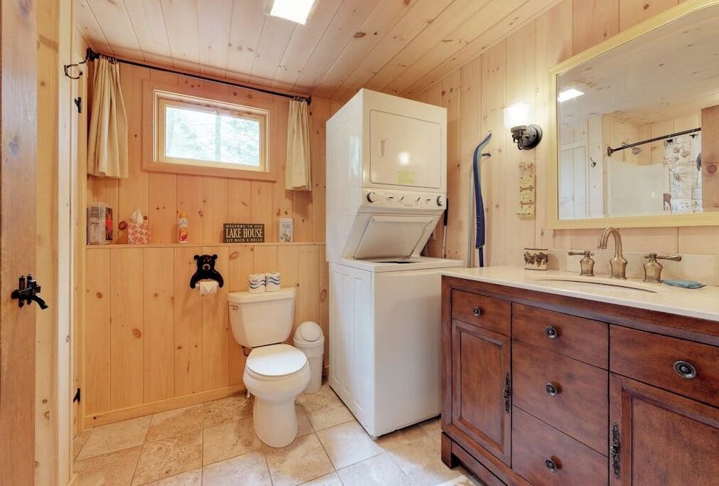 Photo of Bathroom in Naples