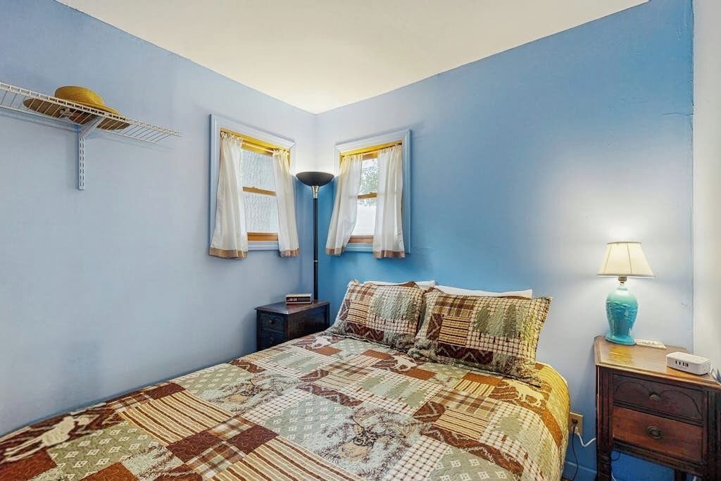 Photo of Bedroom in Wayne