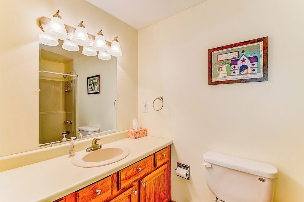 Photo of Bathroom in North Conway