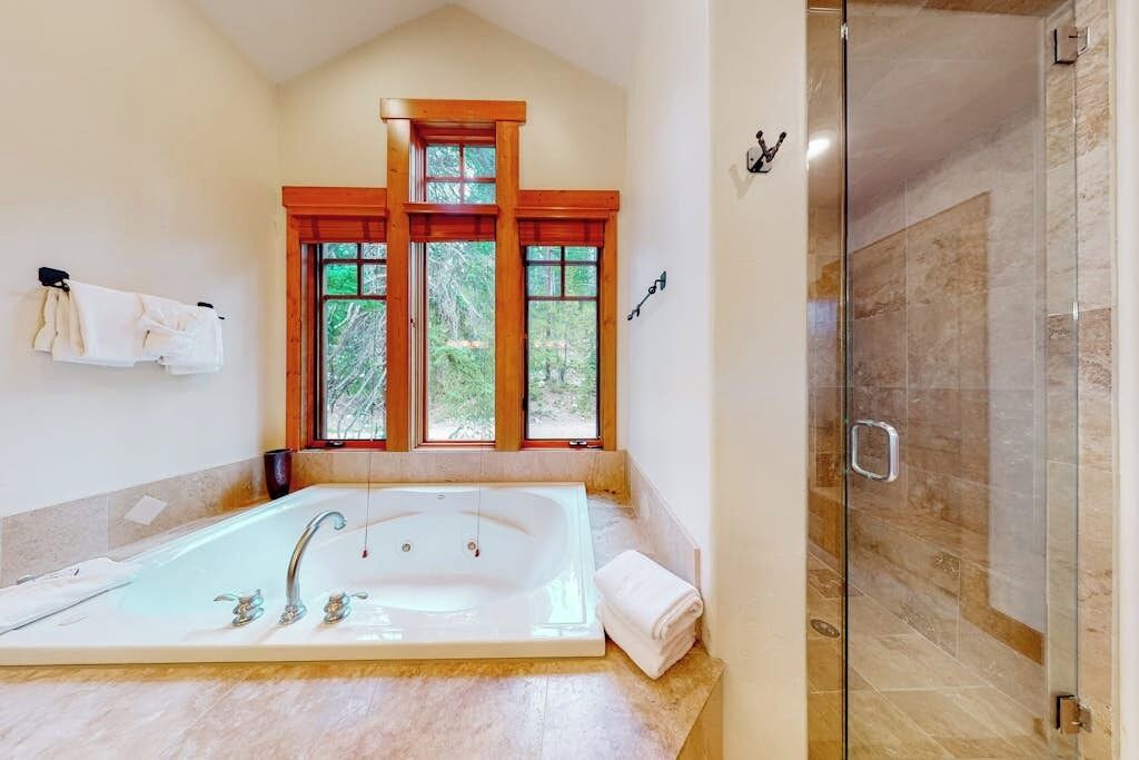 Photo of Bathroom in Crown
