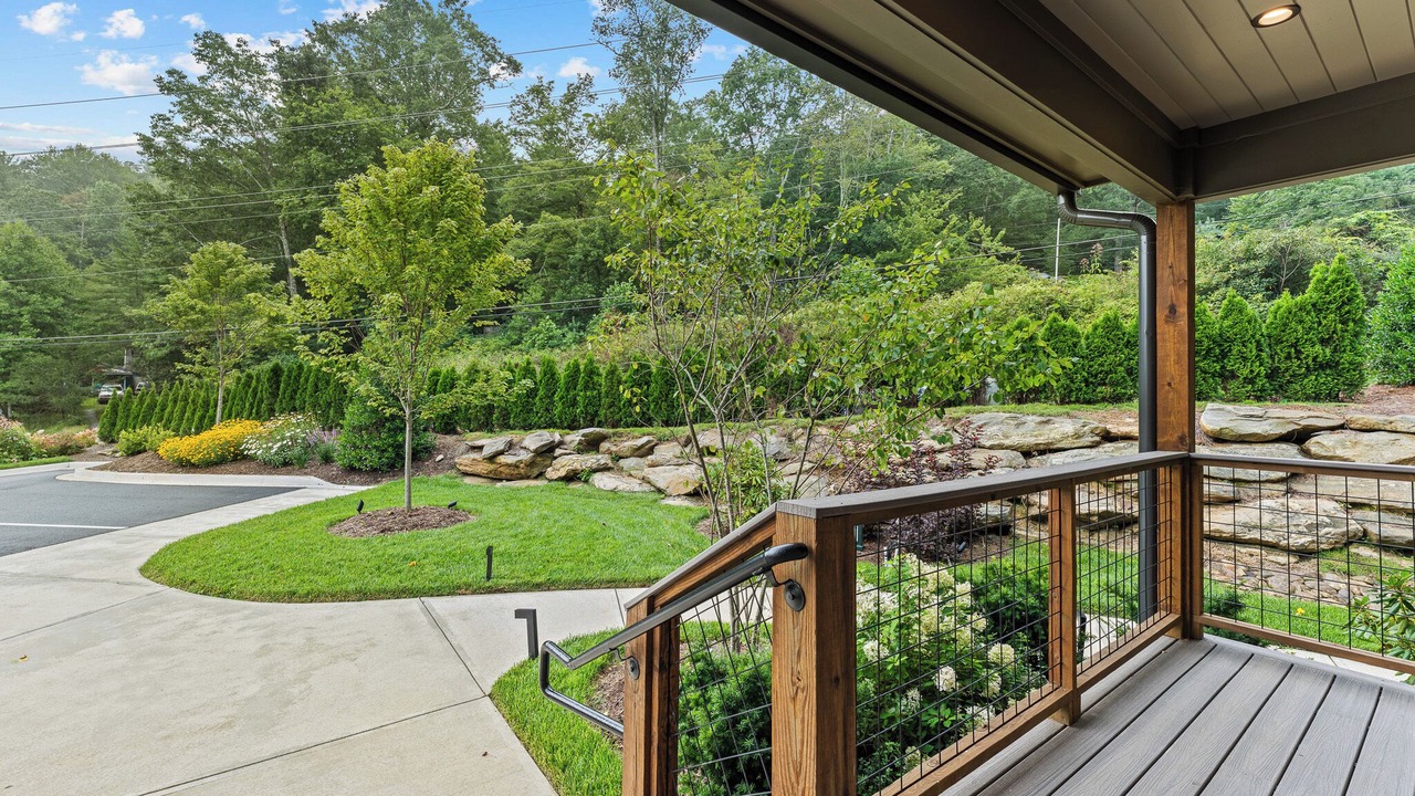 Photo of Outdoor in Highlands Hills