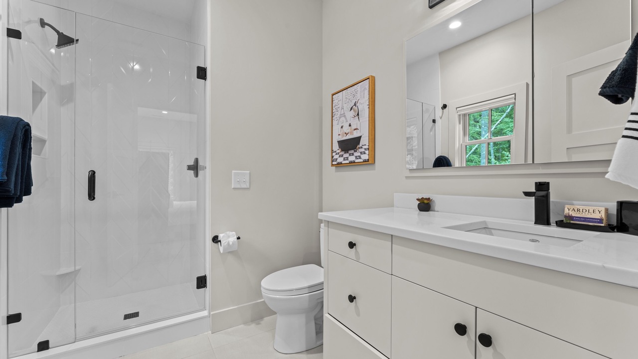 Photo of Bathroom in Highlands Hills