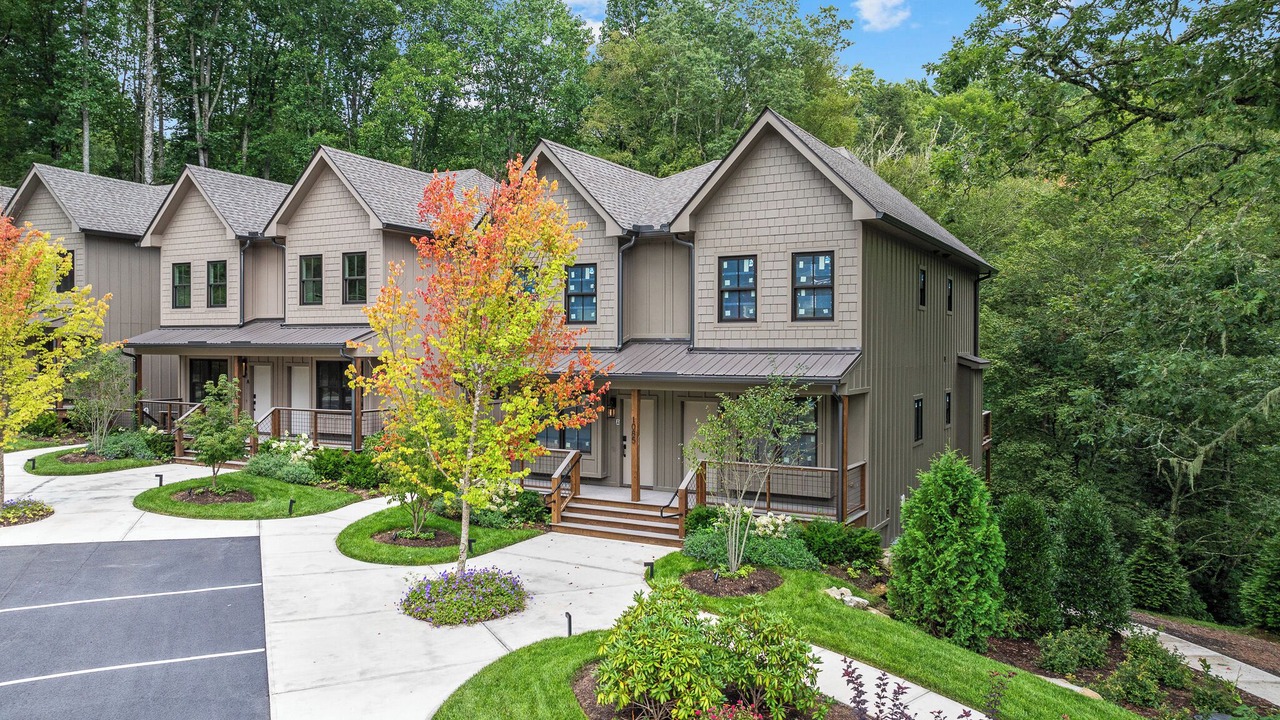 Photo of Outdoor in Highlands Hills