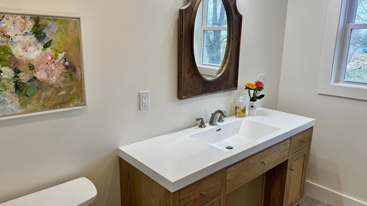 Photo of Bathroom in Damariscotta