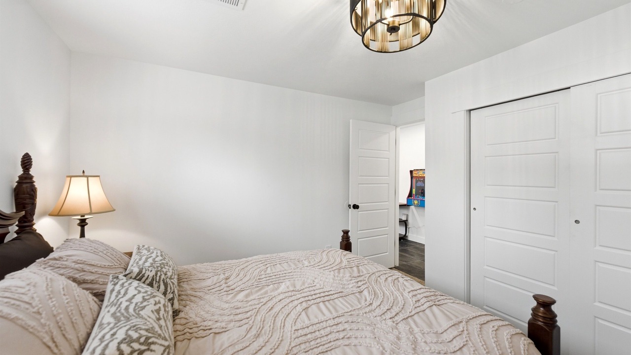 Photo of Bedroom in Sandy