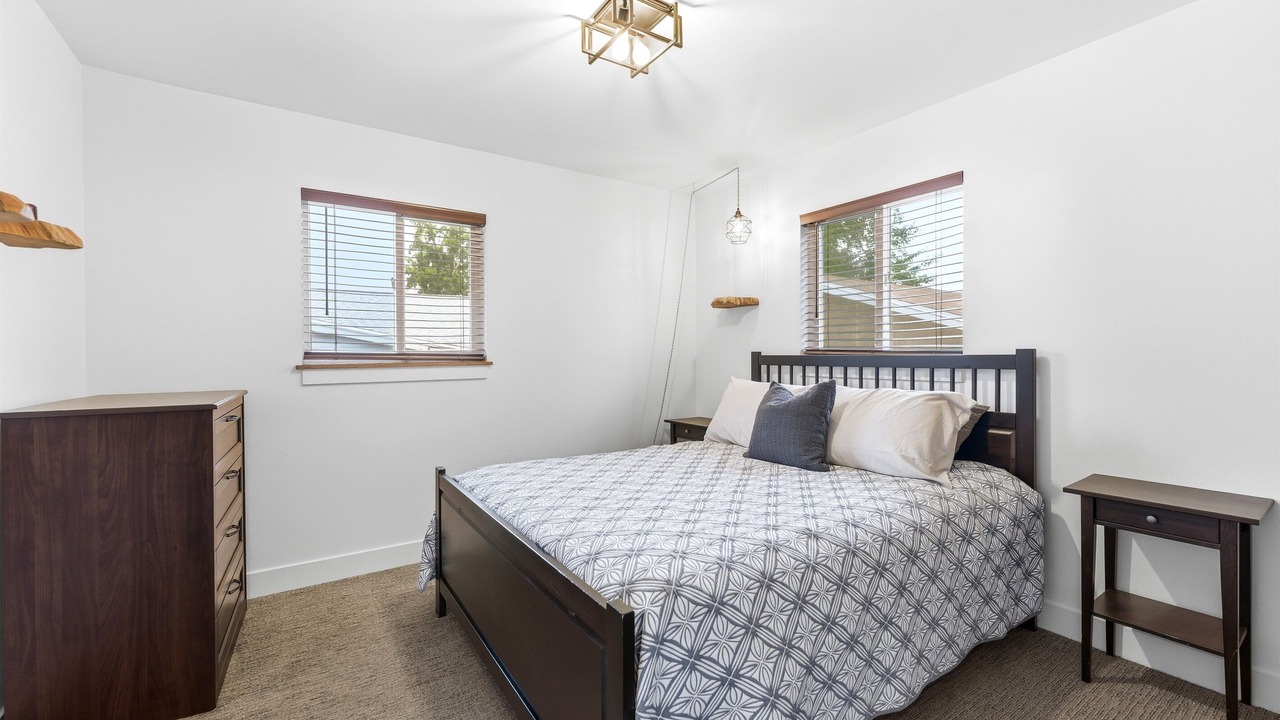 Photo of Bedroom in Sandy