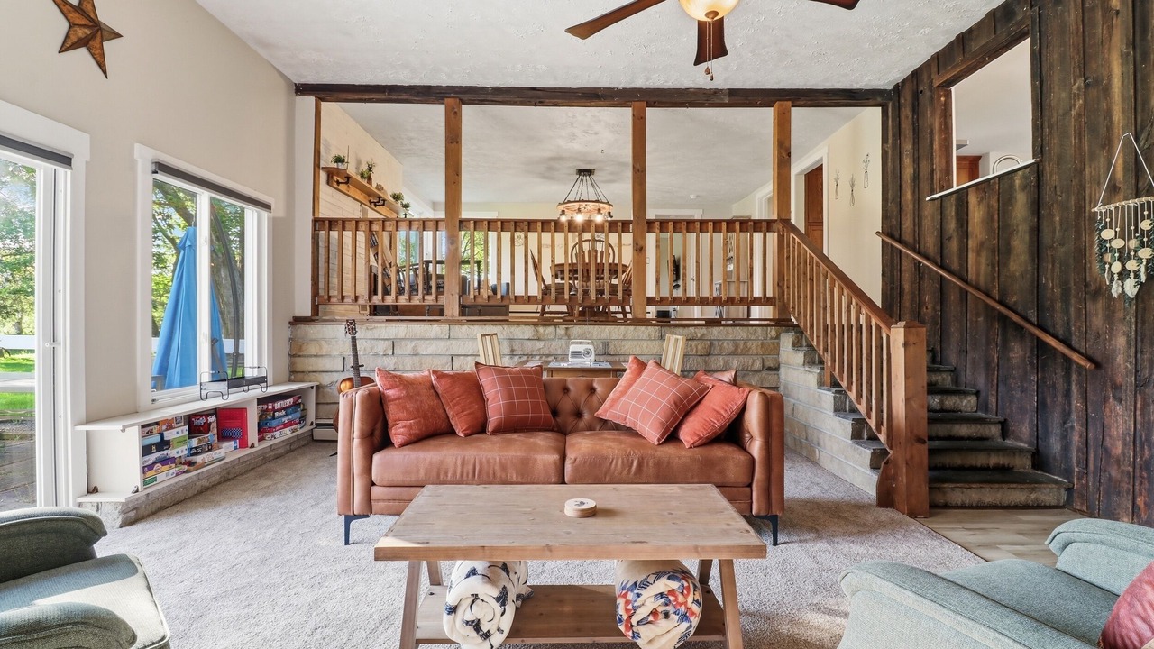 Photo of Livingroom in Montour Falls