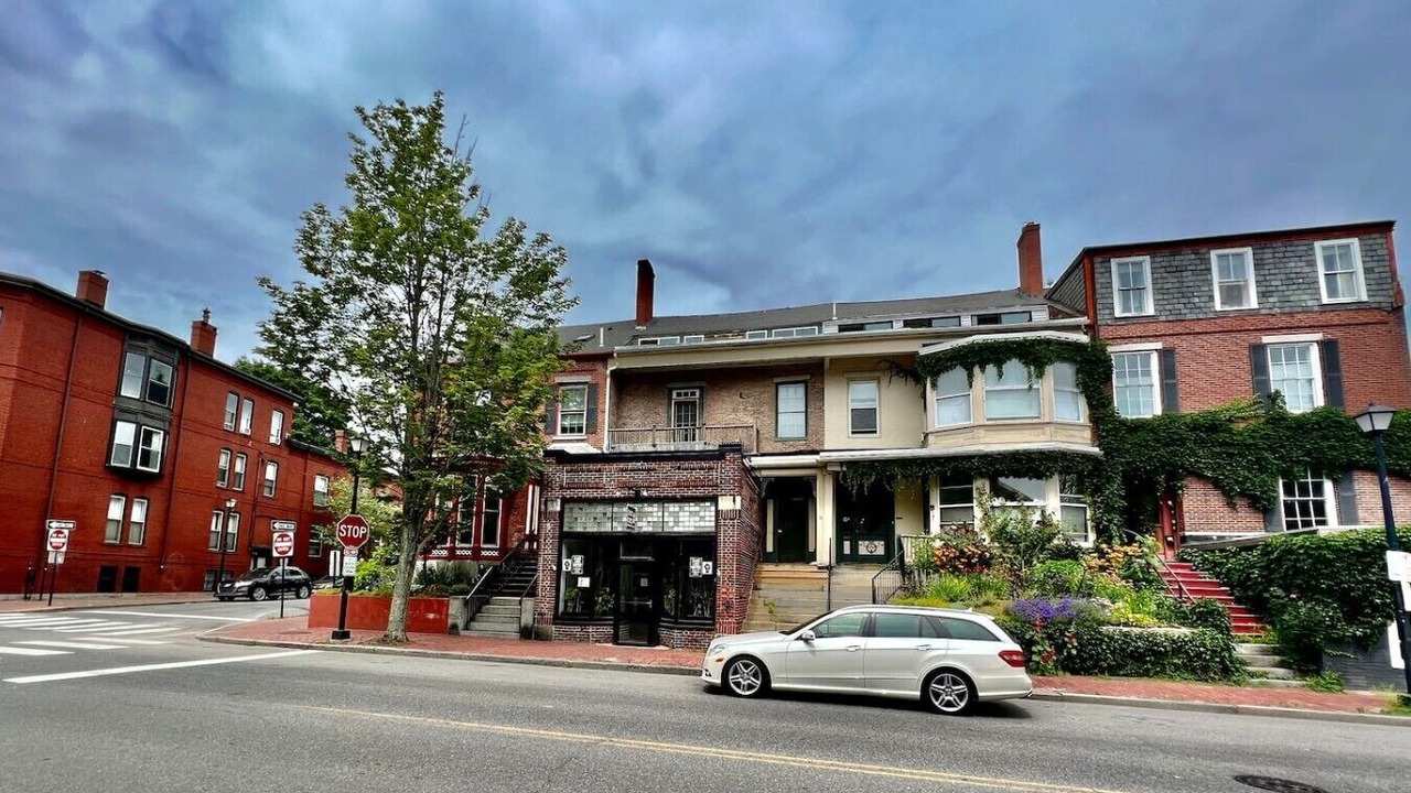 Photo of Outdoor in West End