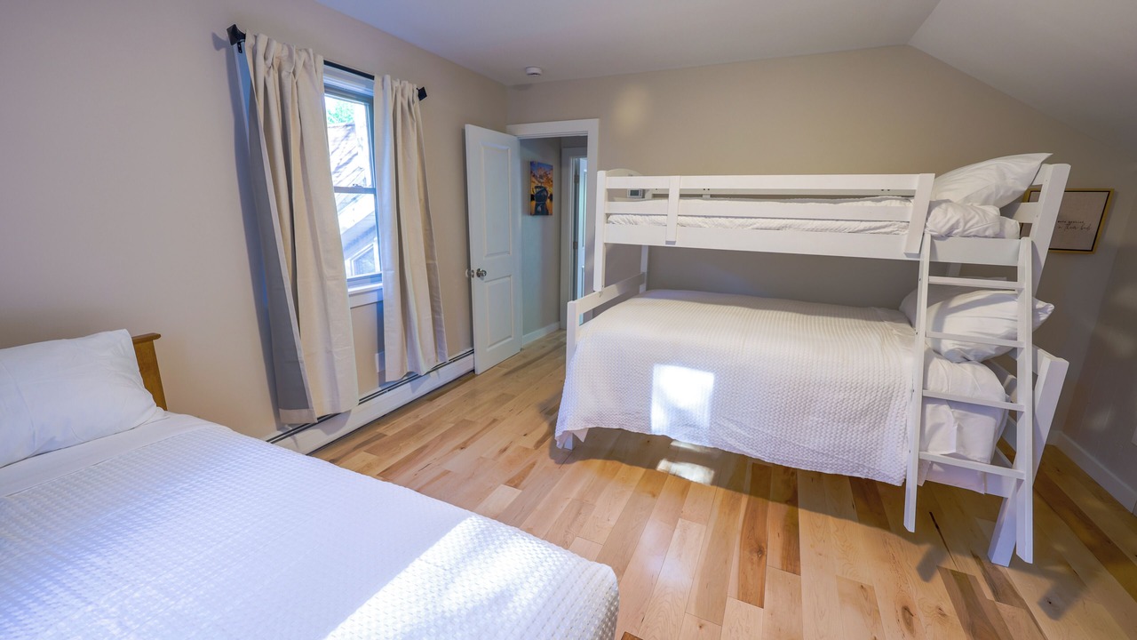 Photo of Bedroom in Trenton