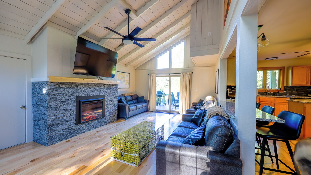 Photo of Livingroom in Trenton