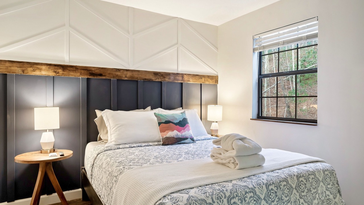 Photo of Bedroom in Gatlinburg - Pigeon Forge