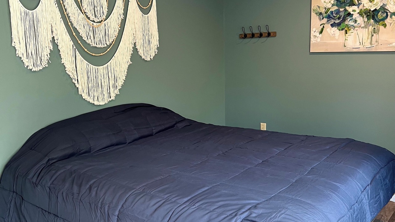 Photo of Bedroom in Center Lovell
