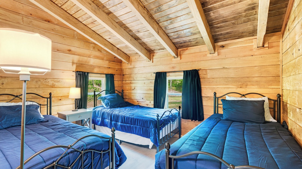 Photo of Bedroom in Combs