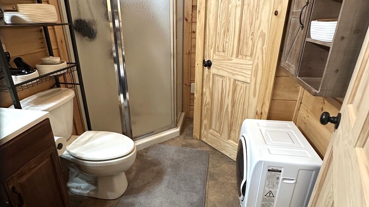 Photo of Bathroom in Weld