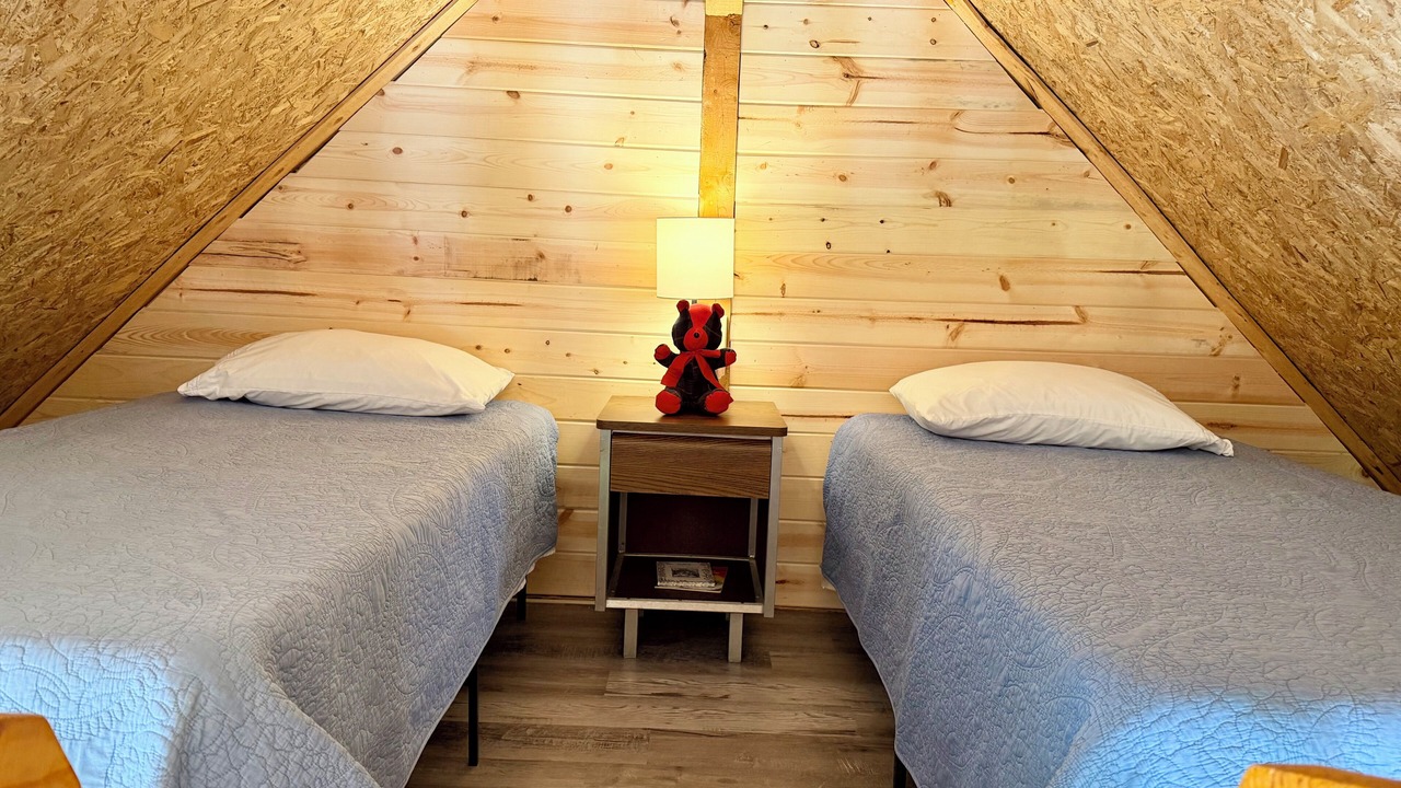 Photo of Bedroom in Ninilchik