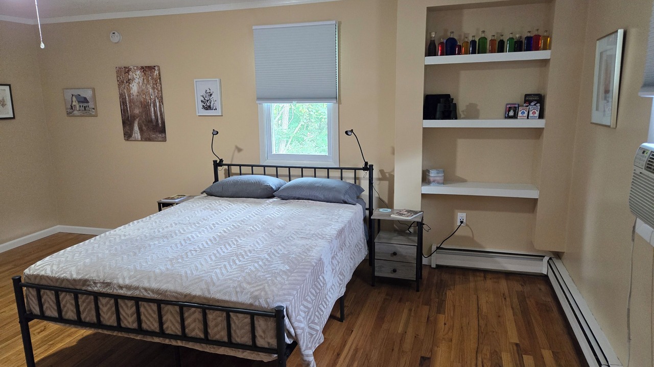 Photo of Bedroom in Ashville