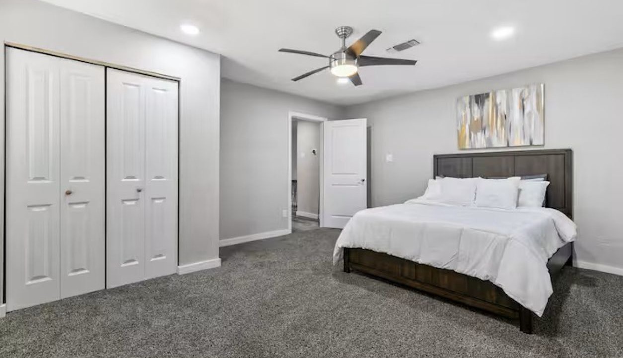 Photo of Bedroom in Grand Prairie