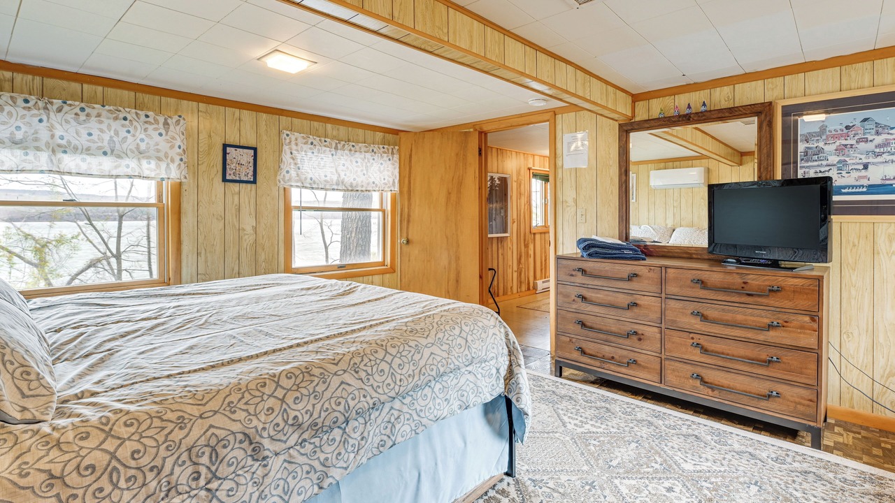 Photo of Bedroom in Burdett