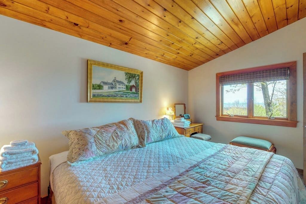 Photo of Bedroom in Rockport
