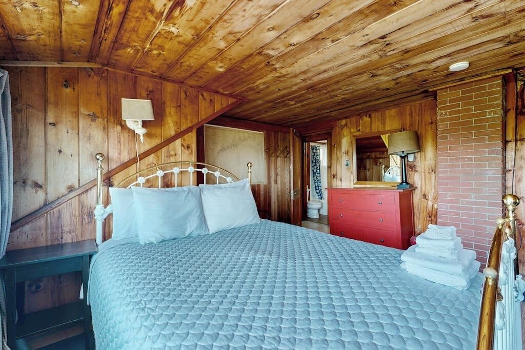 Photo of Bedroom in Ocean Point