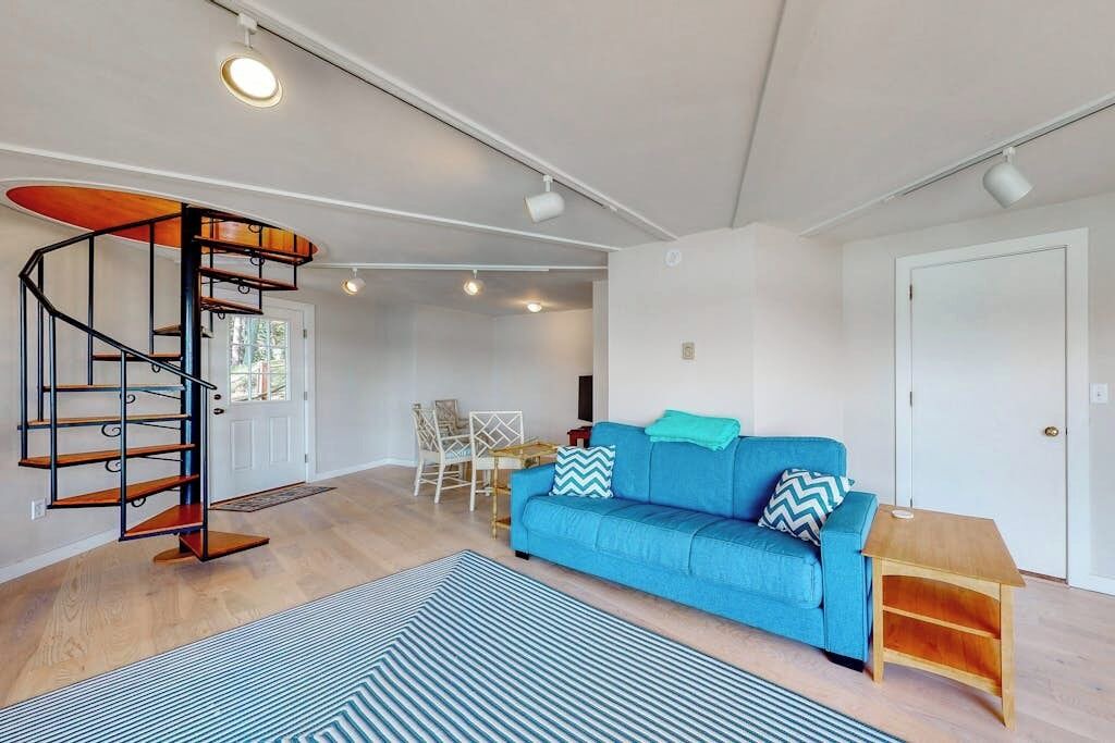Photo of Livingroom in Isle of Springs