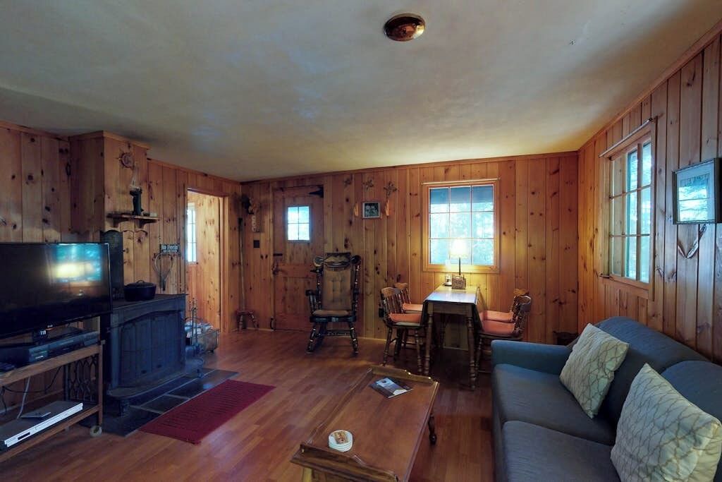 Photo of Livingroom in Greenville Junction