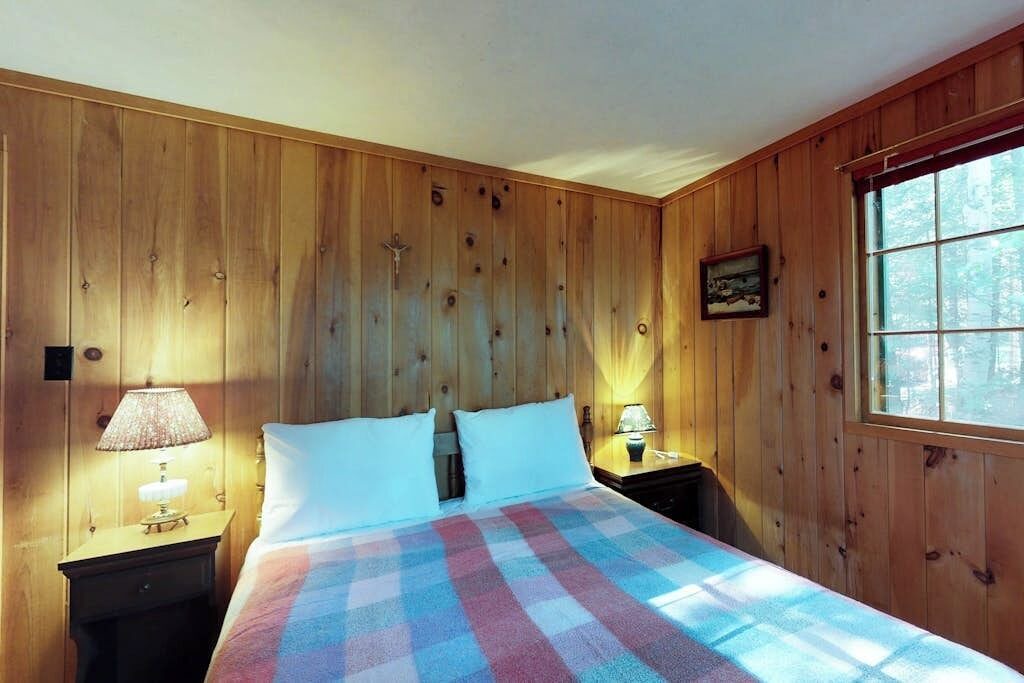 Photo of Bedroom in Greenville Junction