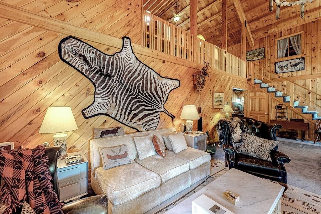Photo of Livingroom in Northeast Somerset