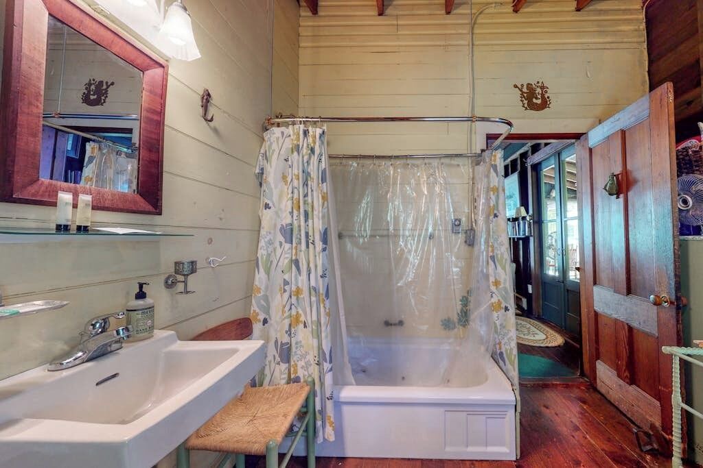 Photo of Bathroom in Brunswick