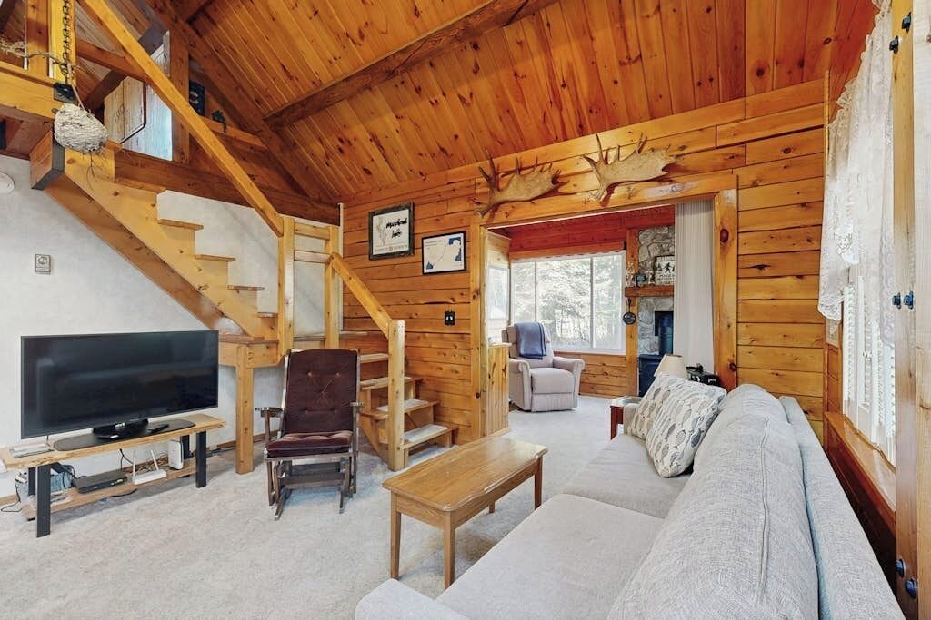 Photo of Livingroom in Beaver Cove
